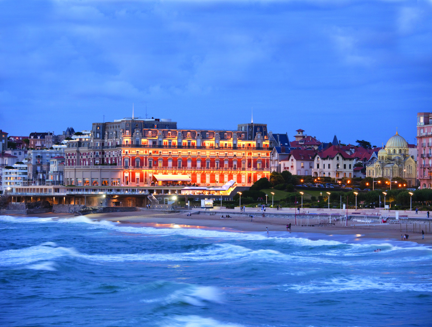 L'hotel du Palais au bord de la mer à Biarritz