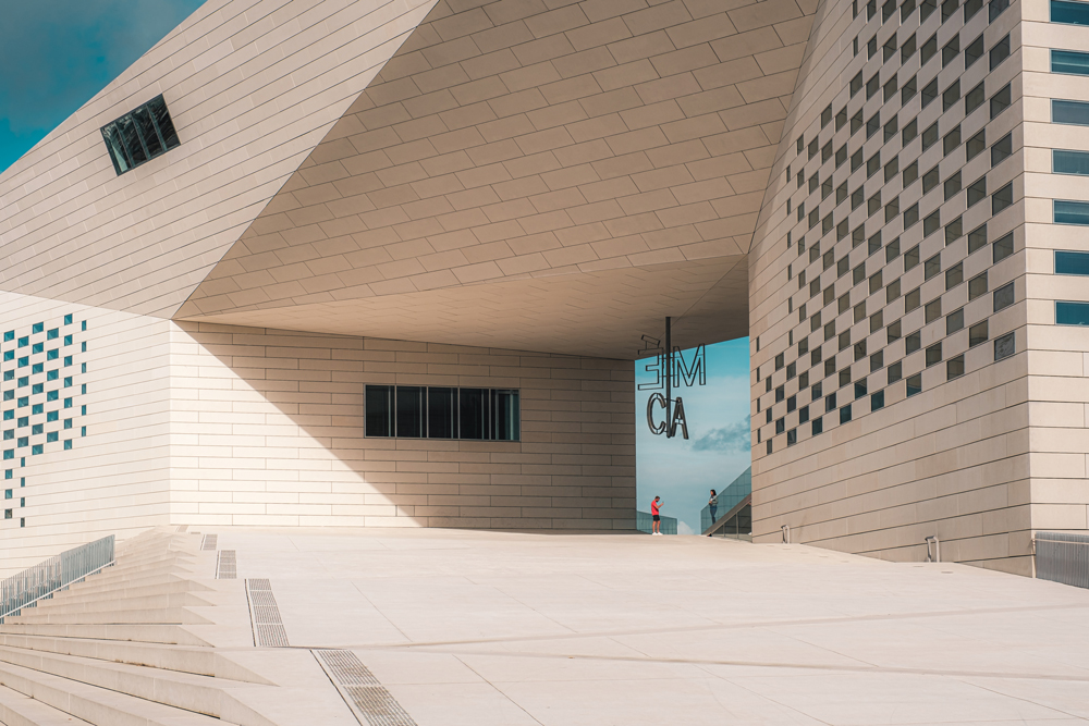moderne bauten bordeaux