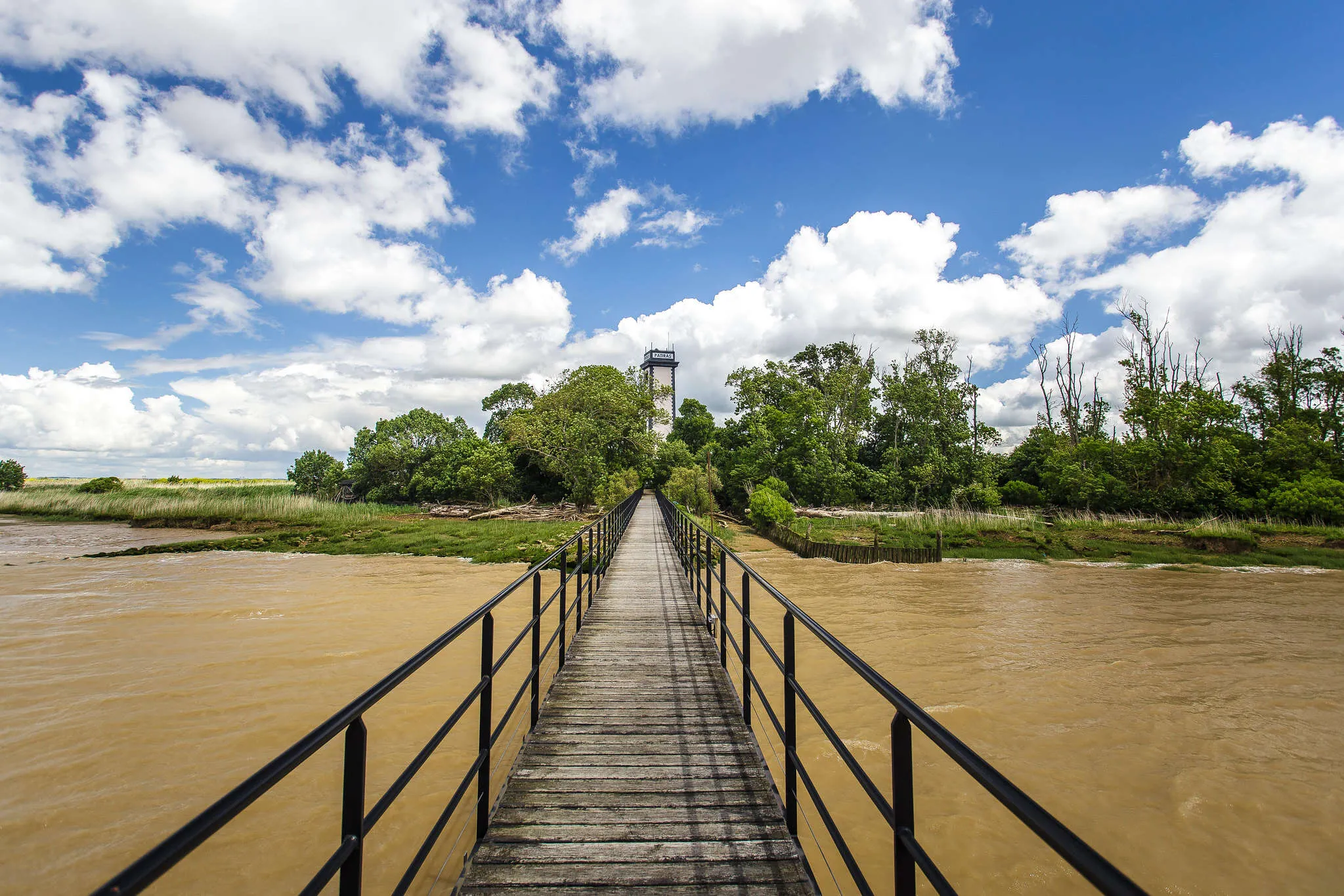 Spaziergang auf der'Insel Patiras © David Remazeilles - Gironde Tourisme